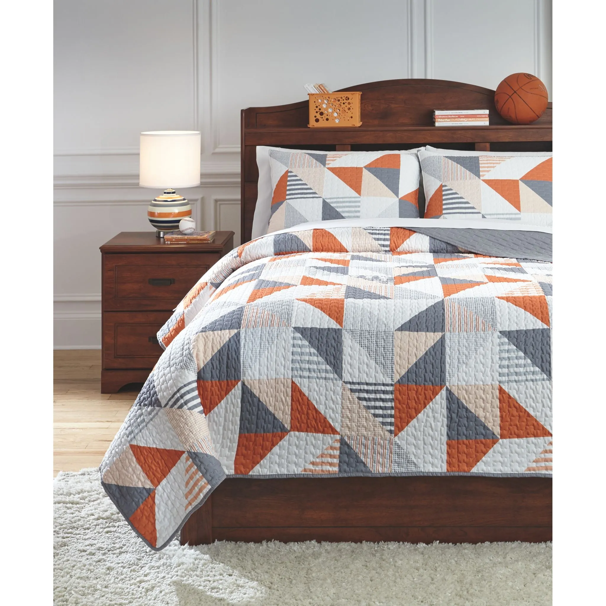 Layne Full Coverlet Set