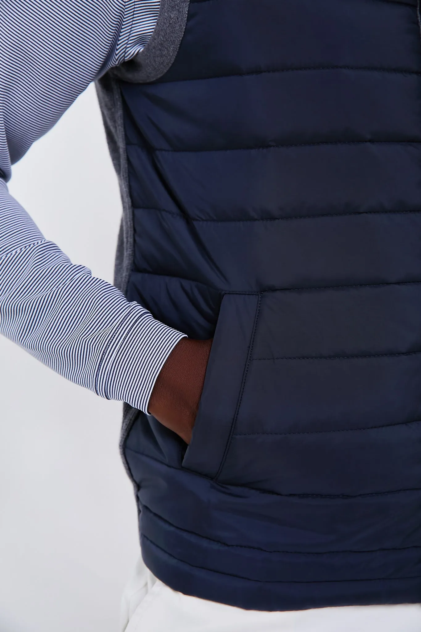 Mid Gray Essential Gilet