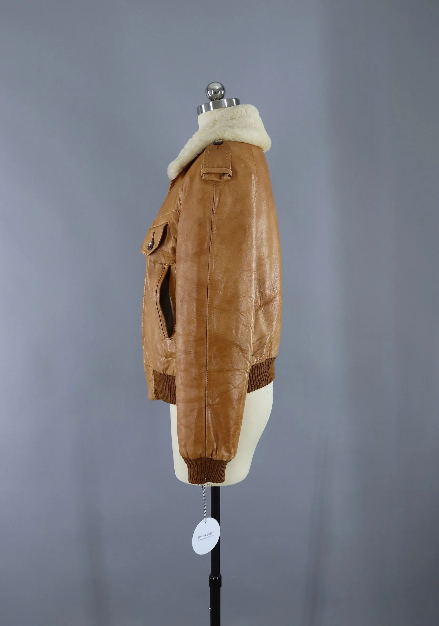 Vintage 1970s Tan Leather Bomber Flight Jacket / Silton California