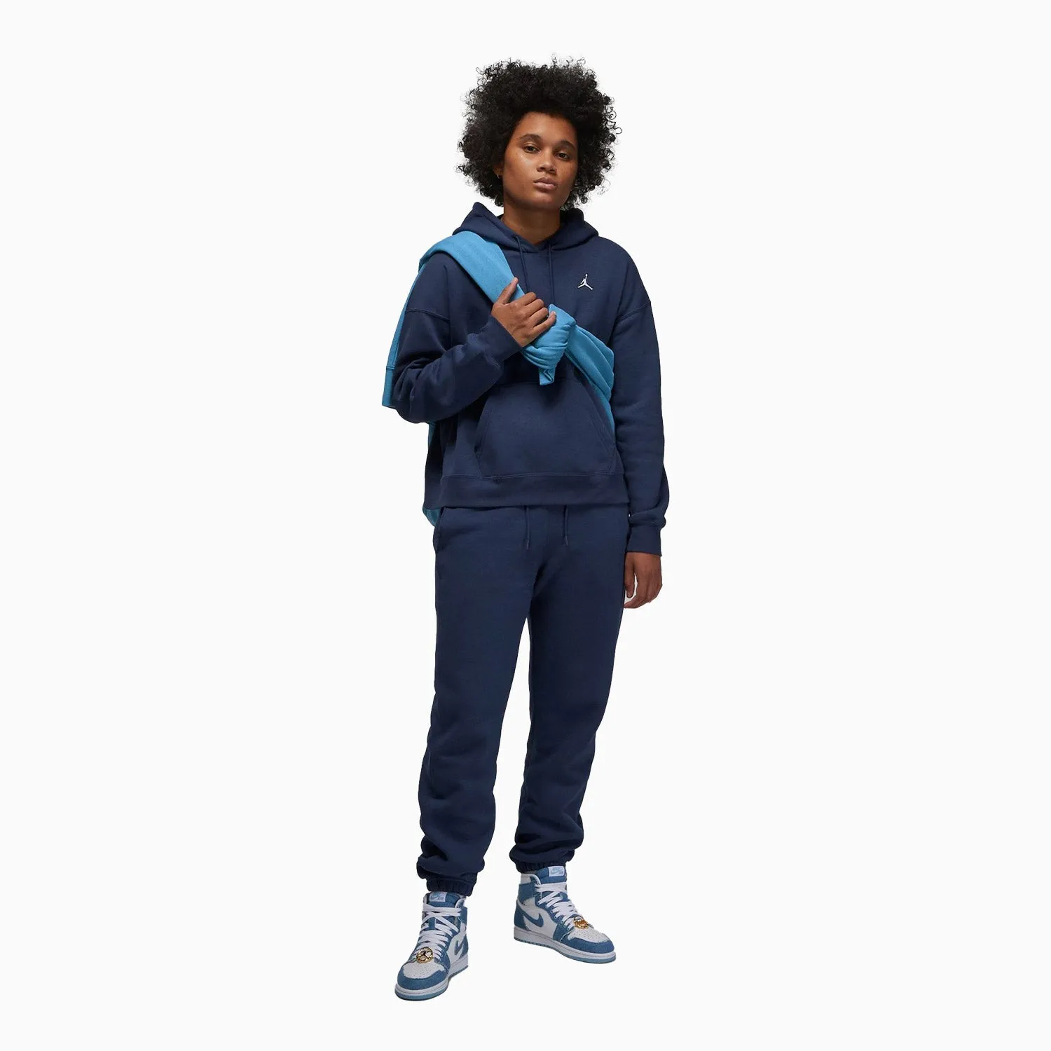 Women's Jordan Brooklyn Outfit